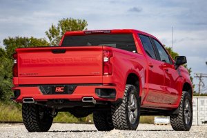 GMC Sierra 1500 Suspension Lift Kit - Front + Rear - Rough Country - 3.5 Inch Lift, Mono Leaf Rear, N3 Struts - '19-'24